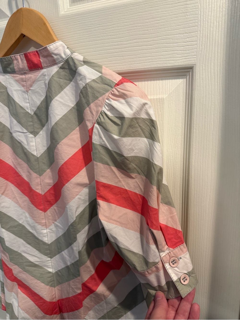 Maeve Anthropologie Chevron Top with Coral Accents - Picture 9 of 11